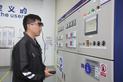 中国联通5G赋能千行百业成果巡礼 | 郑州海尔 5G+智能眼镜，为智能工厂建设打下第一桩